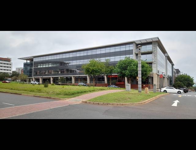 685M² OFFICE TO LET IN UMHLANGA RIDGE